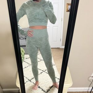Gymshark worn once workout set, Medium